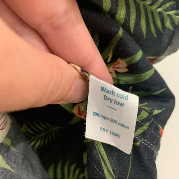 Marine Layer Shirt Mens Large Blue Wailea Hawaiian Pineapple Button Shirt - Picture 7 of 11